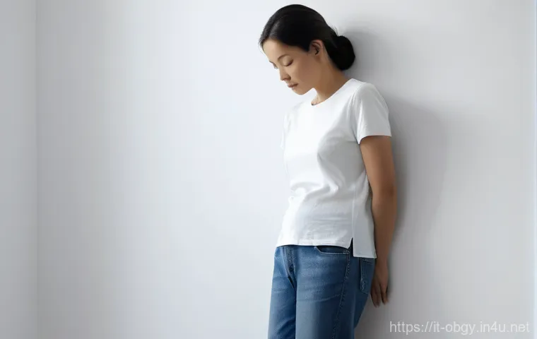 출산 후 생리 회복 시기와 주의사항 - **Prompt:** A serene and intimate portrait of a young mother, in her late 20s to early 30s, cradling... 출산 후 생리 회복 시기와 주의사항 - **Prompt:** A serene and intimate portrait of a young mother, in her late 20s to early 30s, cradling...